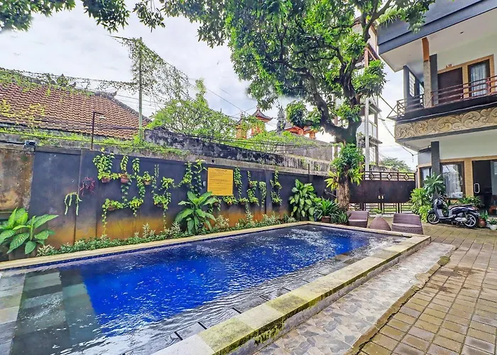 Capital O 92229 Pudak Sari Homestay
