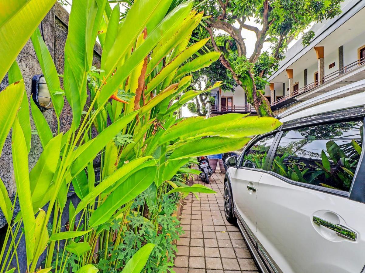 Capital O 92229 Pudak Sari Homestay 3*